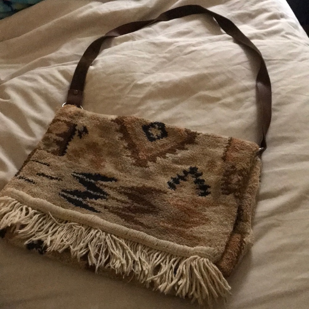 Shoulder bag!!